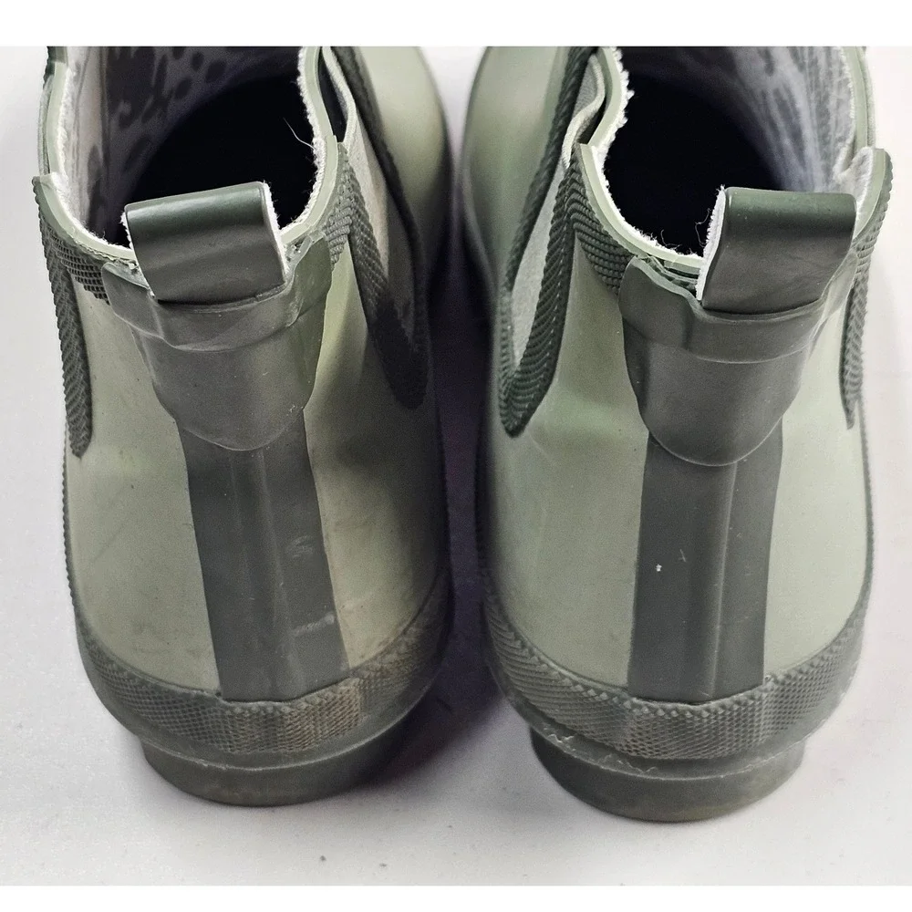 Smith & Hawken Womens Sage Green Ankle Rain Boots Chelsea Rubber Size 7